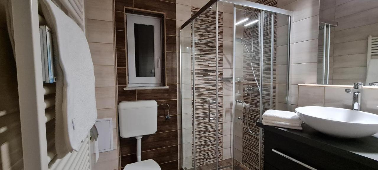 Hillside Garden Apartman Apartment Залакарос Екстериор снимка
