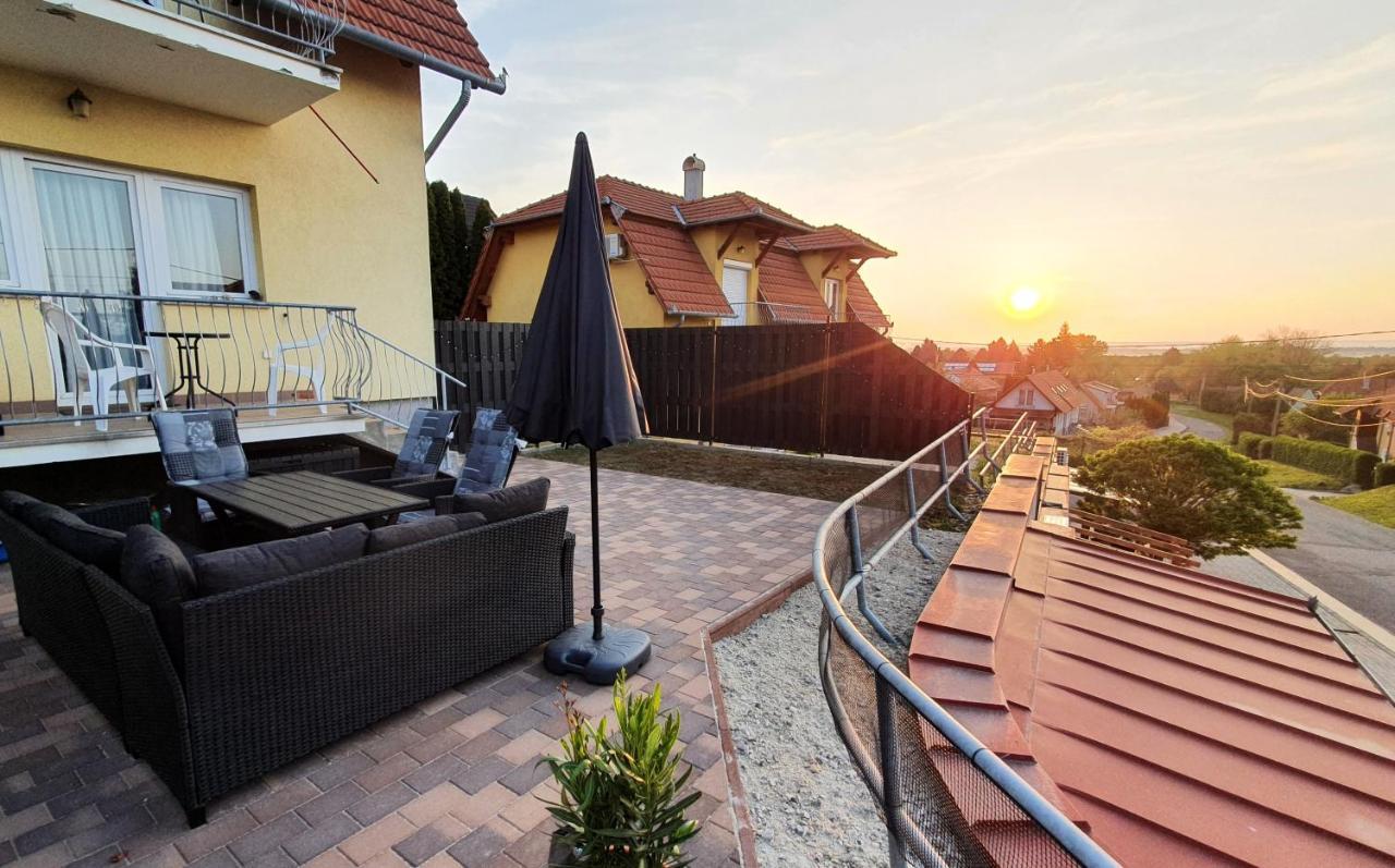 Hillside Garden Apartman Apartment Залакарос Екстериор снимка